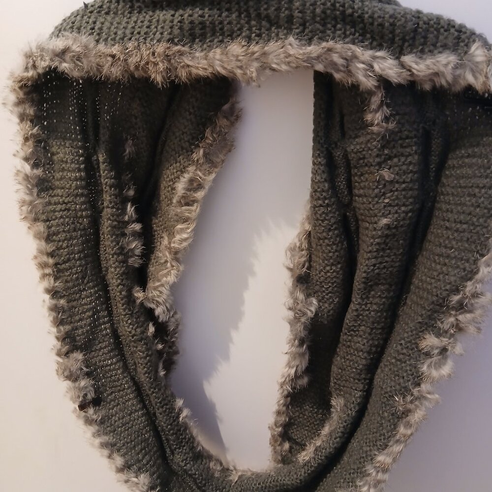 Rudsak Authentic Rabbit Fur & Knit Infinity Scarf - Picture 4 of 8